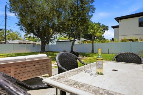 Villa ou maison à vendre à Saint Petersburg, Floride: 4 chambres, 144.83 m2 № 2226864 - photo 20