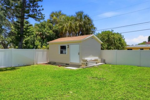 Villa ou maison à vendre à Saint Petersburg, Floride: 4 chambres, 144.83 m2 № 2226864 - photo 22