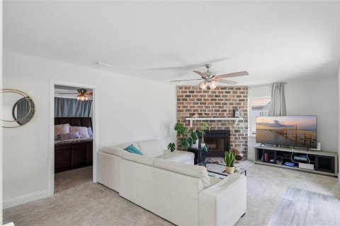 Villa ou maison à vendre à Saint Petersburg, Floride: 4 chambres, 144.83 m2 № 2226864 - photo 8