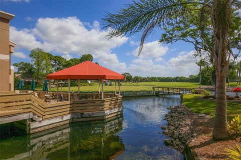 House in Sarasota, Florida 2 bedrooms, 137.03 sq.m. № 2198636 - photo 23