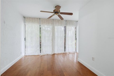 House in Sarasota, Florida 2 bedrooms, 137.03 sq.m. № 2198636 - photo 16