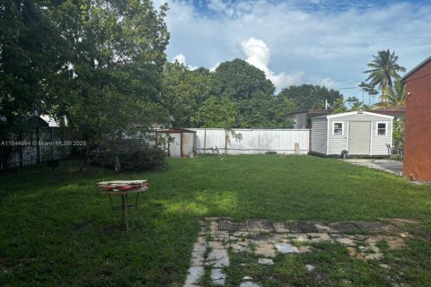 Casa en venta en Miami, Florida, 3 dormitorios, 91.42 m2 № 1844003 - foto 4