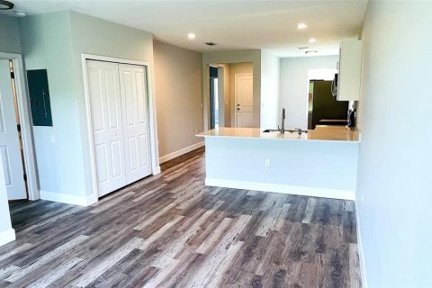 Apartamento en alquiler en Port Charlotte, Florida, 3 dormitorios, 107.95 m2 № 1915909 - foto 3