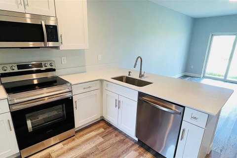 Apartamento en alquiler en Port Charlotte, Florida, 3 dormitorios, 107.95 m2 № 1915909 - foto 12