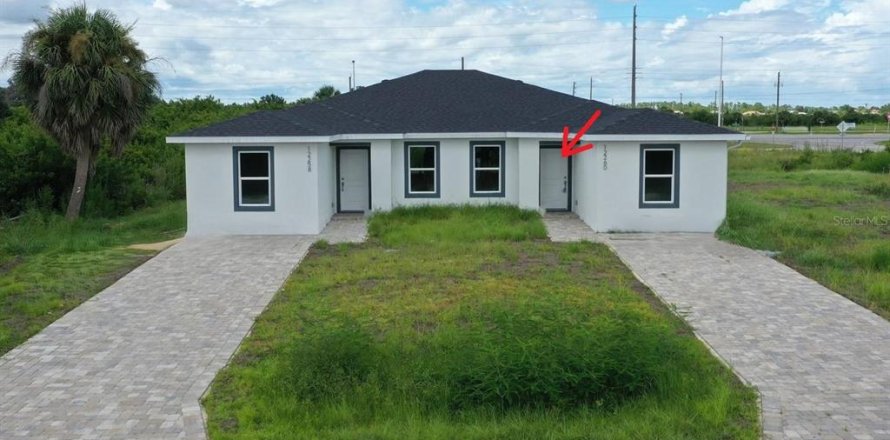 Apartamento en Port Charlotte, Florida 3 dormitorios, 107.95 m2 № 1915909