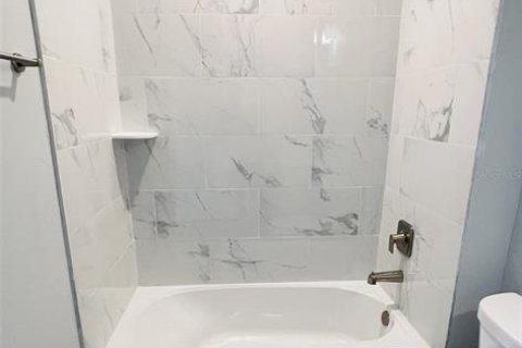 Apartamento en alquiler en Port Charlotte, Florida, 3 dormitorios, 107.95 m2 № 1915909 - foto 20