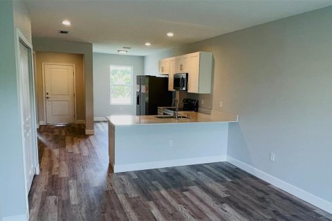 Apartamento en alquiler en Port Charlotte, Florida, 3 dormitorios, 107.95 m2 № 1915909 - foto 9