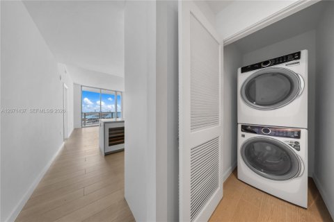 Copropriété à louer à Miami, Floride: 2 chambres № 2301382 - photo 20