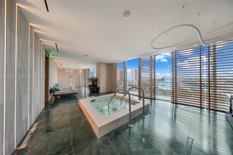 Copropriété à louer à Miami, Floride: 2 chambres № 2301382 - photo 28