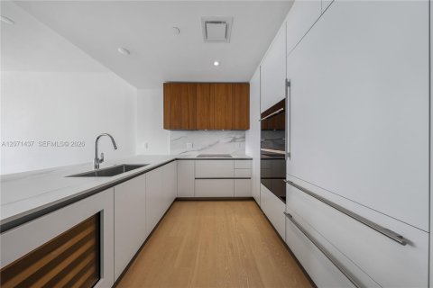Copropriété à louer à Miami, Floride: 2 chambres № 2301382 - photo 3
