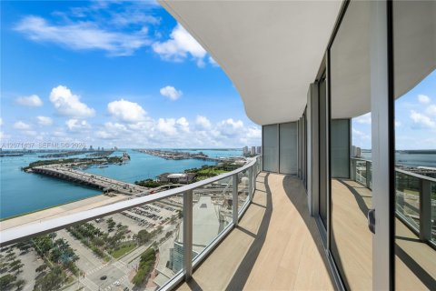 Copropriété à louer à Miami, Floride: 2 chambres № 2301382 - photo 21