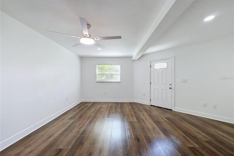 Casa en venta en Seminole, Florida, 4 dormitorios, 138.52 m2 № 2388805 - foto 10