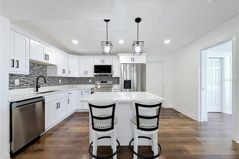 Casa en venta en Seminole, Florida, 4 dormitorios, 138.52 m2 № 2388805 - foto 17