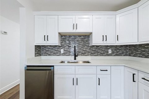 Casa en venta en Seminole, Florida, 4 dormitorios, 138.52 m2 № 2388805 - foto 20