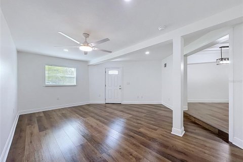 Casa en venta en Seminole, Florida, 4 dormitorios, 138.52 m2 № 2388805 - foto 7