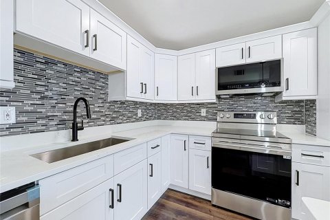 Casa en venta en Seminole, Florida, 4 dormitorios, 138.52 m2 № 2388805 - foto 19