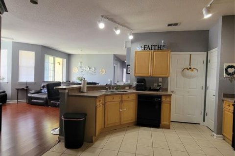 Condo in Davenport, Florida, 4 bedrooms  № 1661954 - photo 5