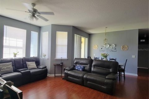 Condo in Davenport, Florida, 4 bedrooms  № 1661954 - photo 3