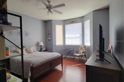 Condo in Davenport, Florida, 4 bedrooms  № 1661954 - photo 9