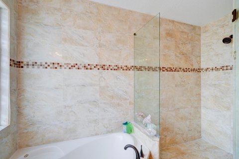 House in Royal Palm Beach, Florida 5 bedrooms, 239.69 sq.m. № 1051341 - photo 1