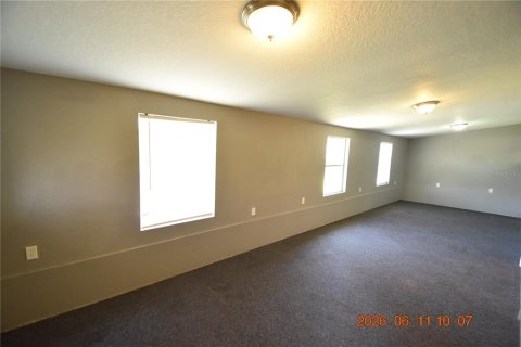 House in Tampa, Florida 4 bedrooms, 140.38 sq.m. № 2109649 - photo 20
