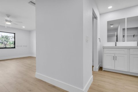 Condo in Boca Raton, Florida, 2 bedrooms  № 2068006 - photo 19