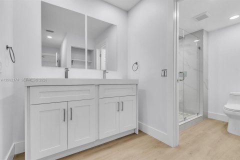 Condo in Boca Raton, Florida, 2 bedrooms  № 2068006 - photo 16