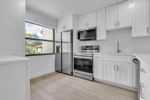 Condo in Boca Raton, Florida, 2 bedrooms  № 2068006 - photo 5