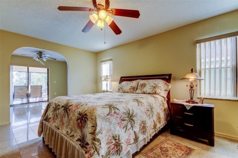 Villa ou maison à vendre à New Port Richey, Floride: 3 chambres, 191.38 m2 № 1542474 - photo 29