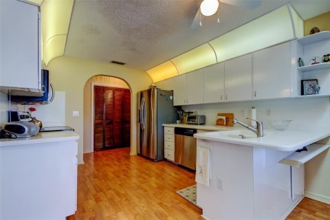 Villa ou maison à vendre à New Port Richey, Floride: 3 chambres, 191.38 m2 № 1542474 - photo 16
