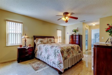 Villa ou maison à vendre à New Port Richey, Floride: 3 chambres, 191.38 m2 № 1542474 - photo 27