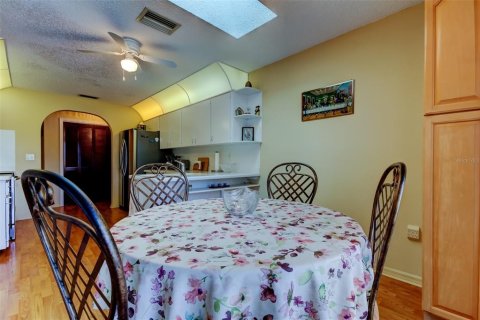 Villa ou maison à vendre à New Port Richey, Floride: 3 chambres, 191.38 m2 № 1542474 - photo 21