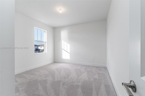 House in Davie, Florida 5 bedrooms, 343.55 sq.m. № 1995338 - photo 11