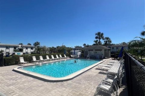 Condo in Oldsmar, Florida, 2 bedrooms  № 1555107 - photo 23