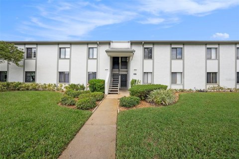 Condo in Oldsmar, Florida, 2 bedrooms  № 1555107 - photo 3