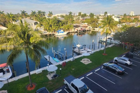 Condo in Fort Lauderdale, Florida, 1 bedroom  № 2044789 - photo 15