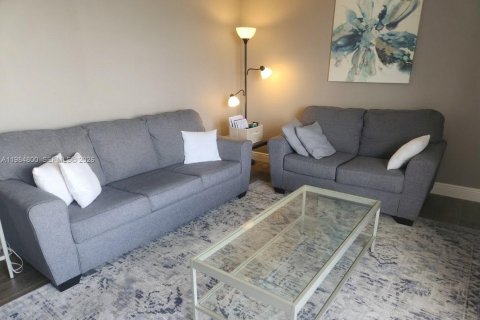 Condo in Fort Lauderdale, Florida, 1 bedroom  № 2044789 - photo 6