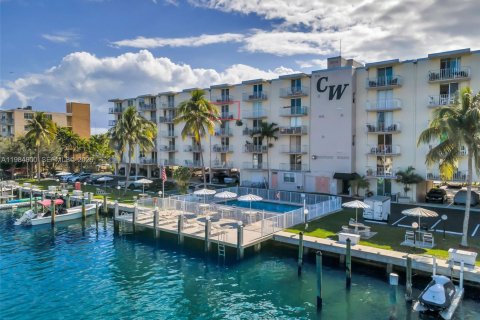 Condo in Fort Lauderdale, Florida, 1 bedroom  № 2044789 - photo 5