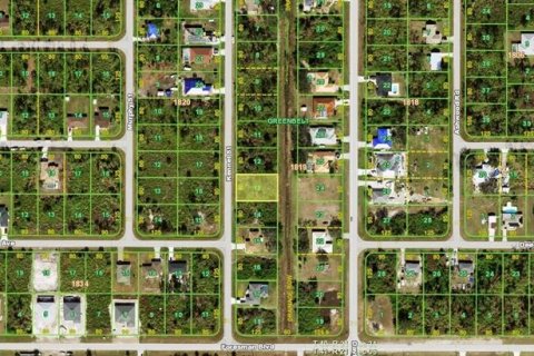 Land in Port Charlotte, Florida № 2162581