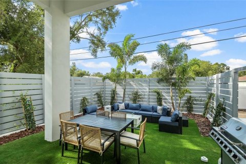 Casa en venta en Saint Petersburg, Florida, 3 dormitorios, 185.8 m2 № 2199380 - foto 13
