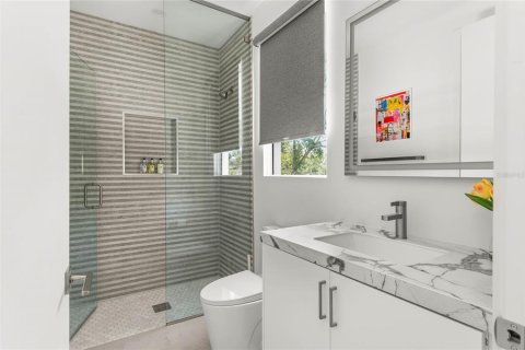 Casa en venta en Saint Petersburg, Florida, 3 dormitorios, 185.8 m2 № 2199380 - foto 24