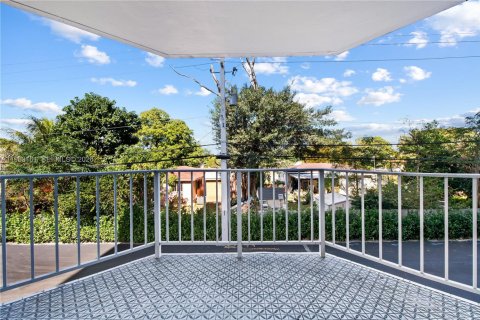 Copropriété à louer à North Miami Beach, Floride: 2 chambres, 109.16 m2 № 2024213 - photo 20