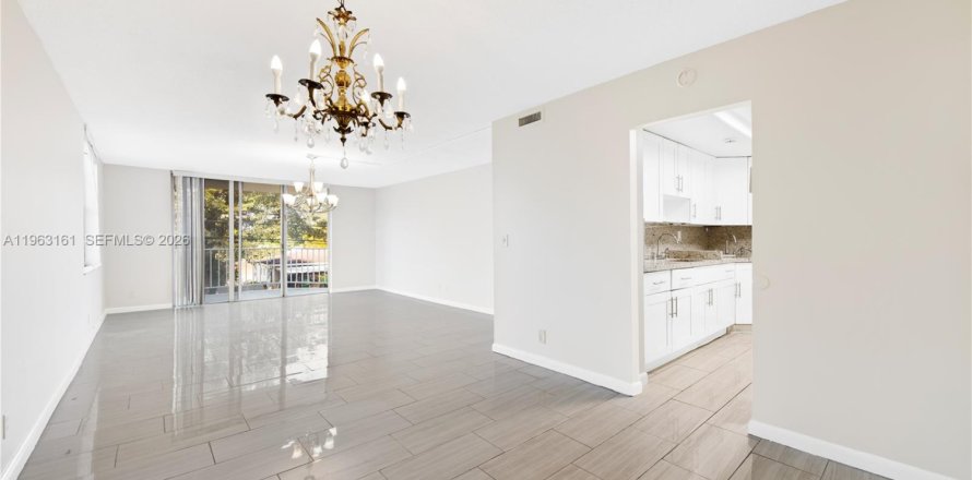 Condo à North Miami Beach, Floride, 2 chambres  № 2024213