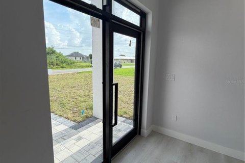 House in Lehigh Acres, Florida 4 bedrooms, 145.86 sq.m. № 2207209 - photo 21