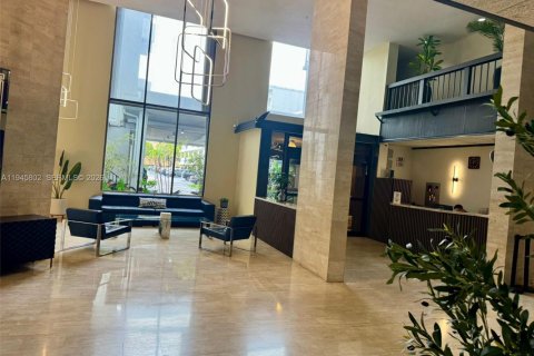 Copropriété à vendre à Aventura, Floride: 2 chambres, 121.05 m2 № 2002531 - photo 18