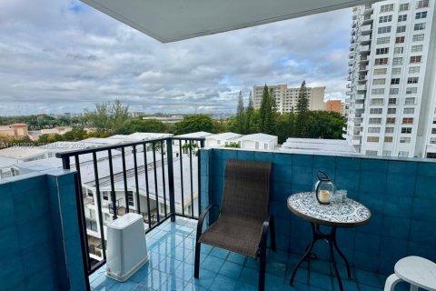 Copropriété à vendre à Aventura, Floride: 2 chambres, 121.05 m2 № 2002531 - photo 16