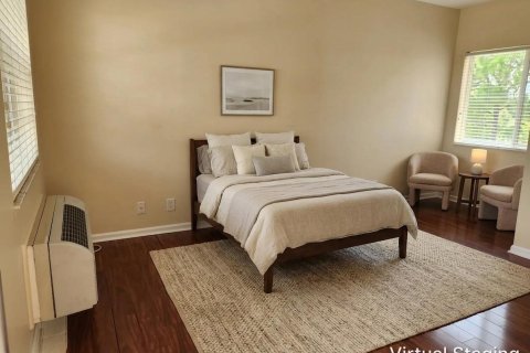 Immobilier commercial à louer à Port St. Lucie, Floride: 1 chambre, 37.16 m2 № 2268649 - photo 2