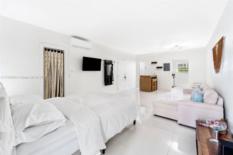 Copropriété à louer à Miami Beach, Floride: 45.62 m2 № 1702557 - photo 5