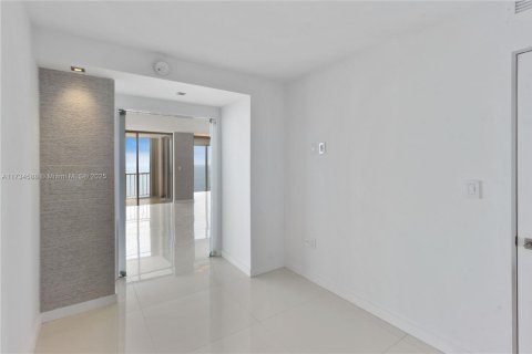 Condominio en venta en Key Biscayne, Florida, 2 dormitorios, 174.19 m2 № 1983261 - foto 6