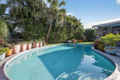 Купить виллу или дом в Холливуд, Флорида 3 спальни, 170.94м2, № 2044646 - фото 26